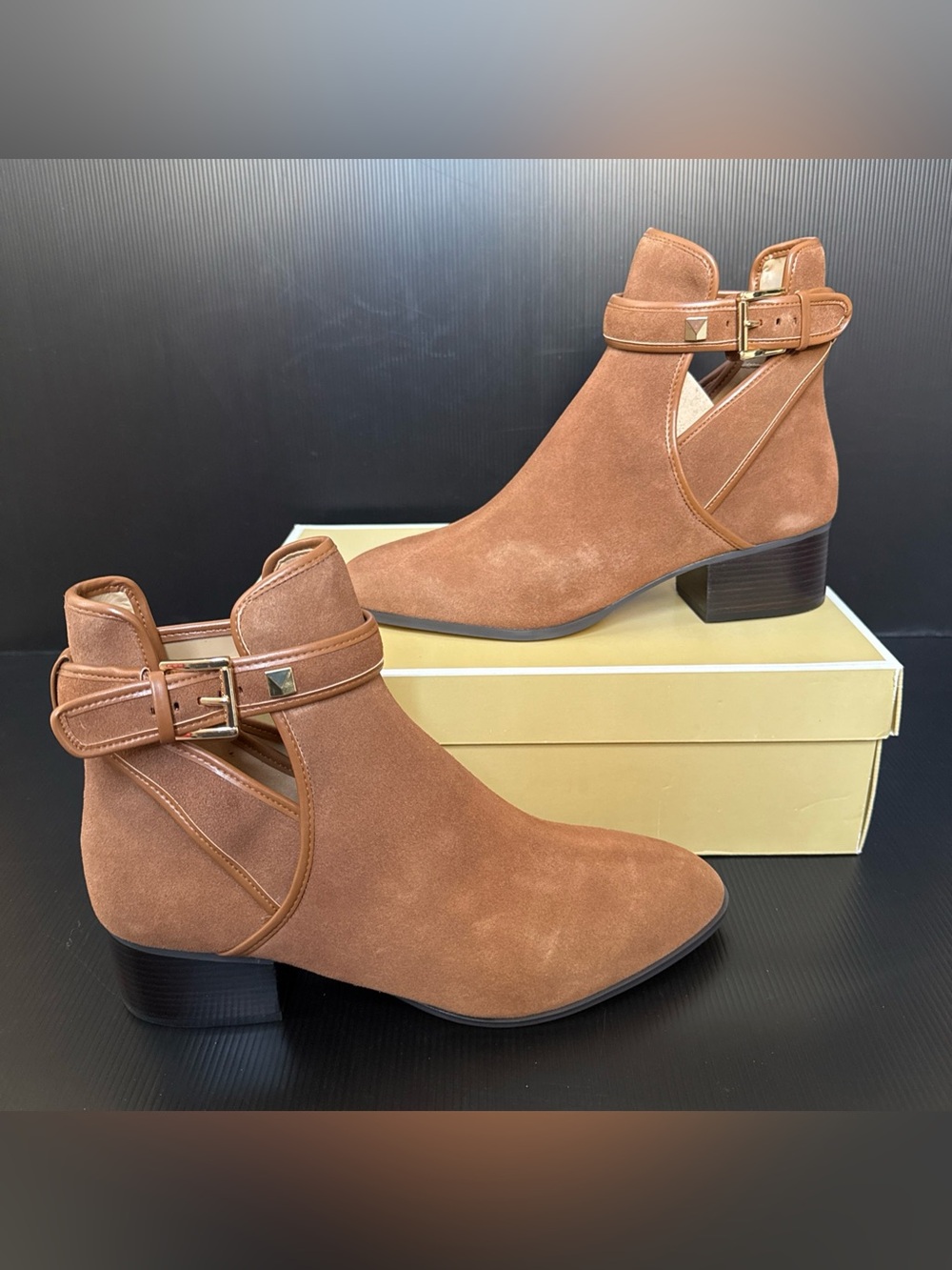 NIB Michael Kors Brown Suede Buckled Britton Ankle Bootie Women’s Size 10
